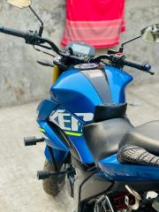 Suzuki Gixxer Dual Disc Dual Tone